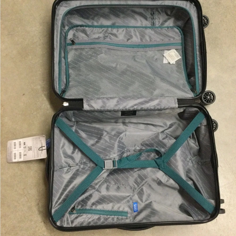 Traveler Teal Hardside Spinner Carry-On
